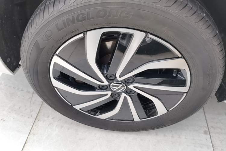 Used Volkswagen Lavida 2025 New Sharp 1.5L Outstanding New Vision Edition Right Rear Wheel Hub