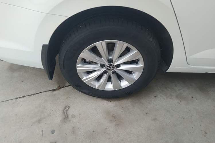 Used Volkswagen Lavida 2025 New Sharp 1.5L Outstanding New Edition Right Rear Wheel Hub