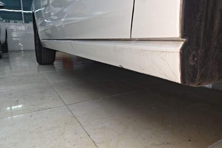 Used Volkswagen Lavida 2025 New Sharp 1.5L Outstanding New Vision Edition Right Side Sill