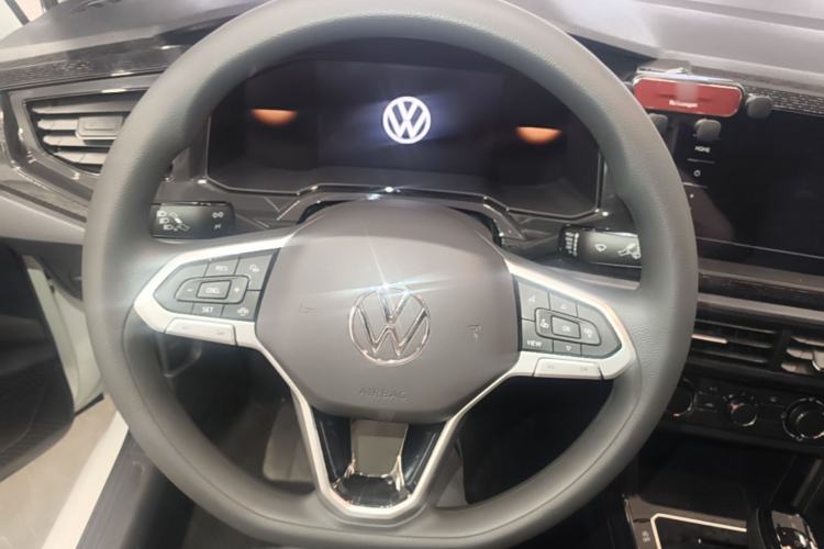 Used Volkswagen Lavida 2025 New Sharp 1.5L Outstanding New Edition Steering Wheel