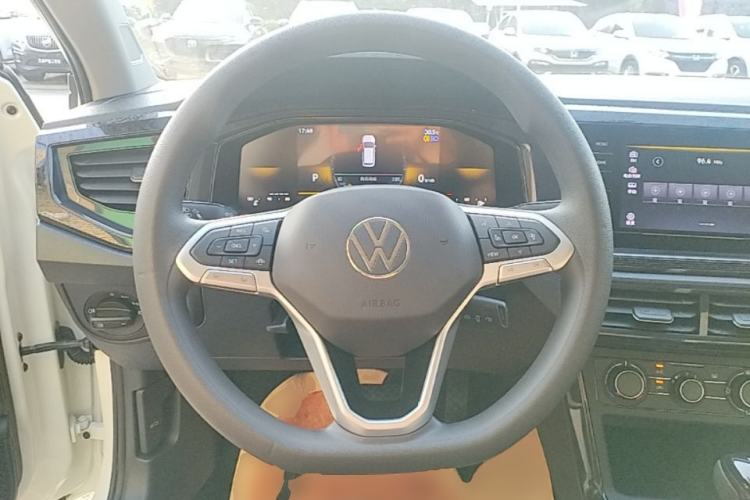 Used Volkswagen Lavida 2025 New Sharp 1.5L Outstanding New Edition Steering Wheel