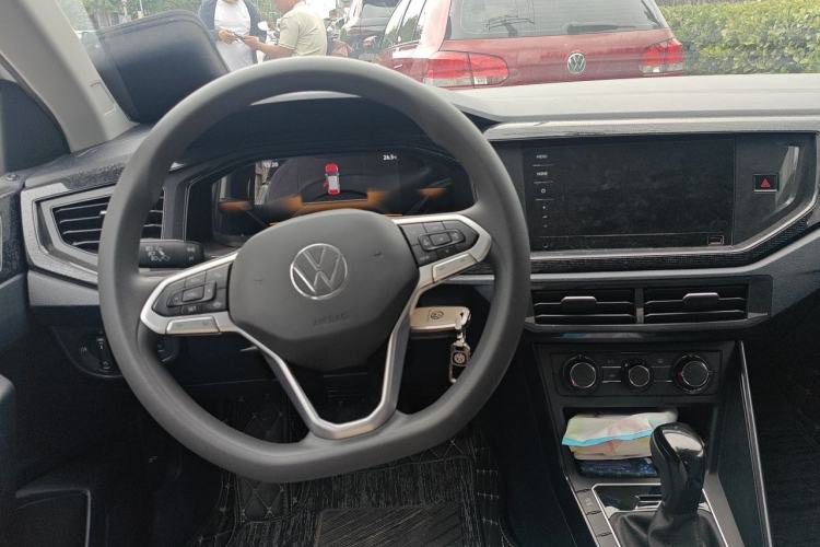 Used Volkswagen Lavida 2025 New Sharp 1.5L Outstanding New Edition Steering Wheel