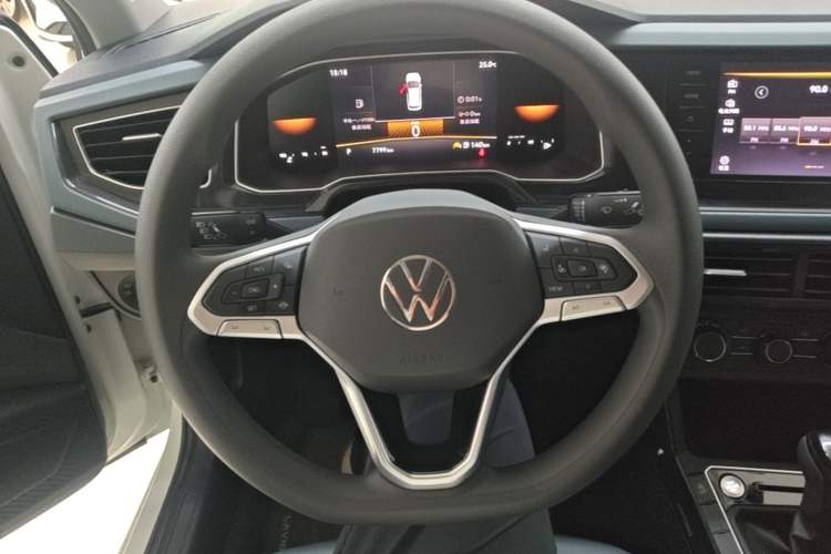 Used Volkswagen Lavida 2025 New Sharp 1.5L Outstanding New Vision Edition Steering Wheel