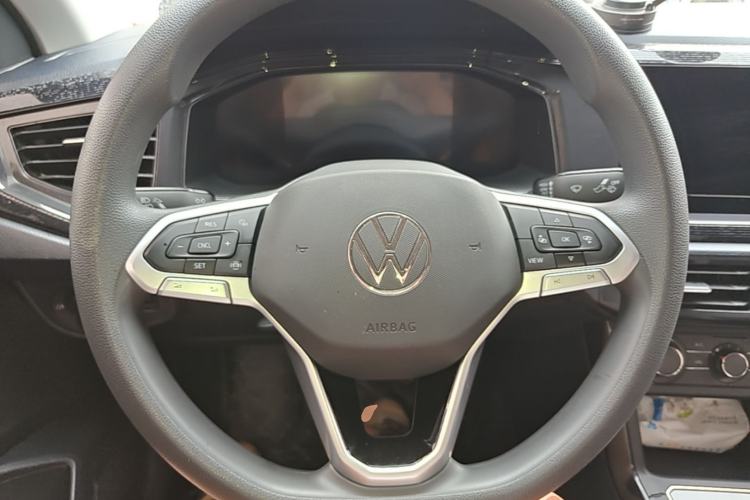 Used Volkswagen Lavida 2025 New Sharp 1.5L Outstanding New Edition Steering Wheel