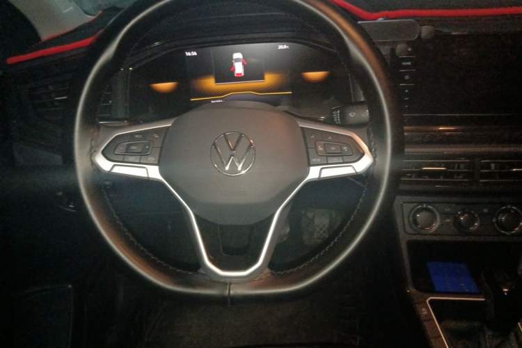 Used Volkswagen Lavida 2025 New Sharp 1.5L Outstanding New Edition Steering Wheel