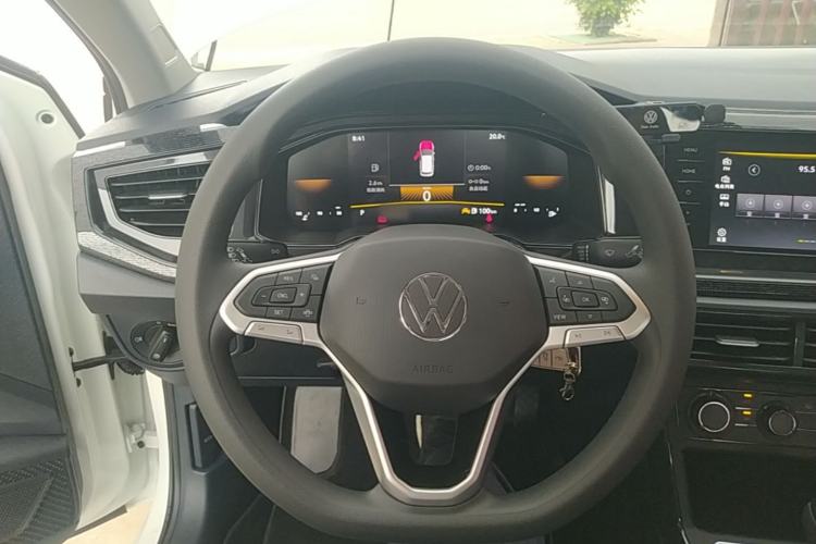 Used Volkswagen Lavida 2025 New Sharp 1.5L Outstanding New Edition Steering Wheel