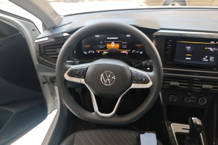 Used Volkswagen Lavida 2025 New Sharp 1.5L Outstanding New Edition Steering Wheel