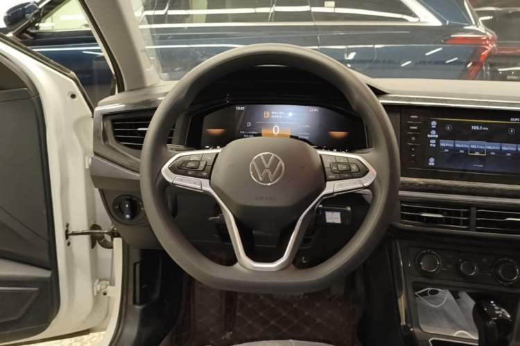 Used Volkswagen Lavida 2025 New Sharp 1.5L Outstanding New Edition Steering Wheel