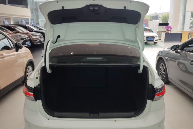 Used Volkswagen Lavida 2025 New Sharp 1.5L Outstanding New Edition Trunk