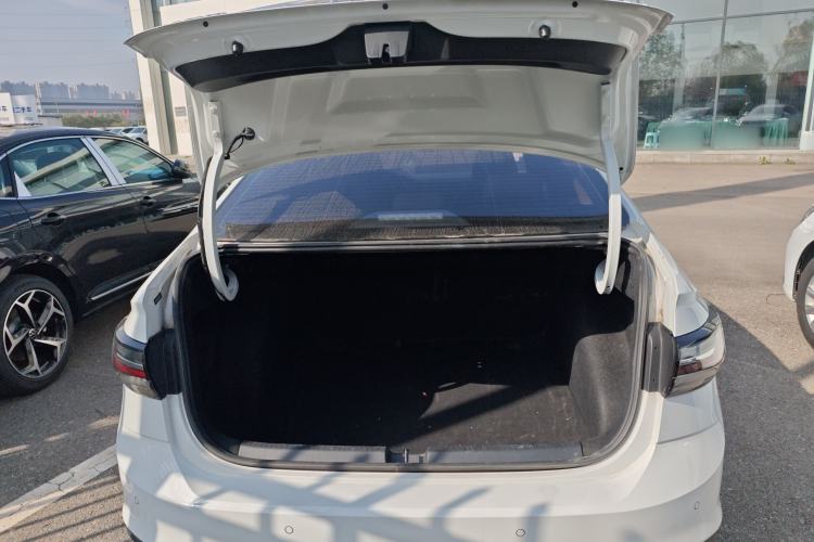 Used Volkswagen Lavida 2025 New Sharp 1.5L Outstanding New Edition Trunk