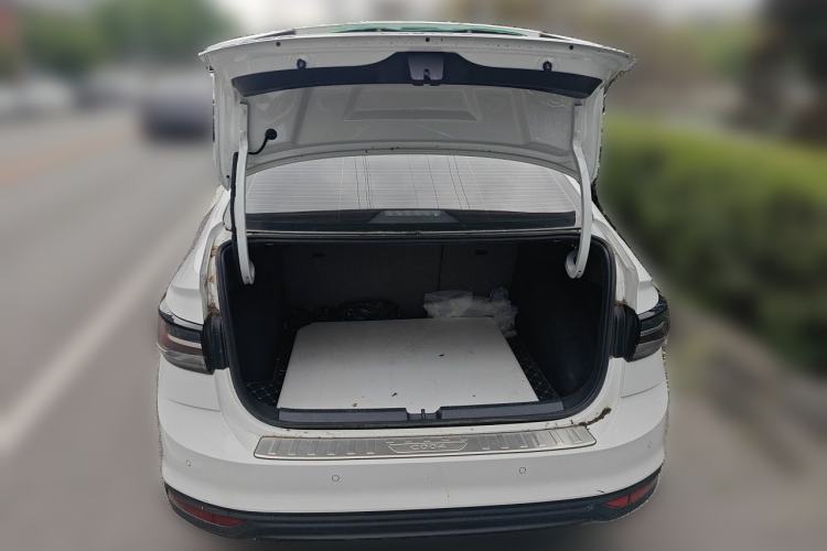 Used Volkswagen Lavida 2025 New Sharp 1.5L Outstanding New Edition Trunk