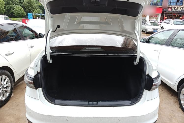 Used Volkswagen Lavida 2025 New Sharp 1.5L Outstanding New Edition Trunk