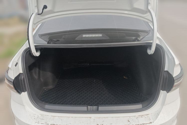 Used Volkswagen Lavida 2025 New Sharp 1.5L Outstanding New Vision Edition Trunk