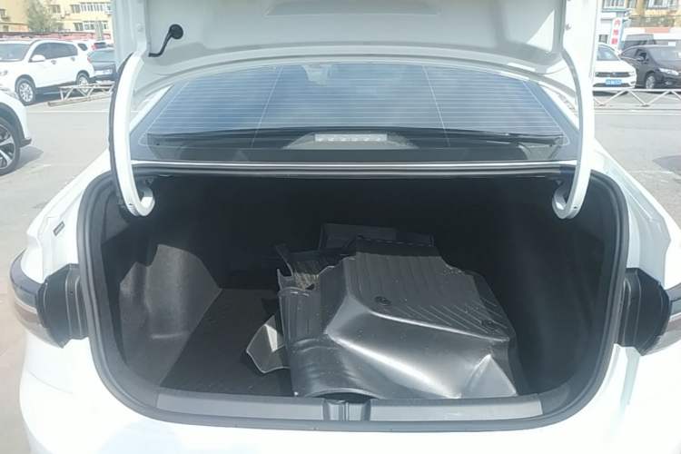 Used Volkswagen Lavida 2025 New Sharp 1.5L Outstanding New Edition Trunk