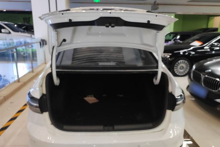 Used Volkswagen Lavida 2025 New Sharp 1.5L Outstanding New Edition Trunk