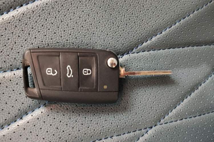 Used Volkswagen Lavida 2025 New Sharp 1.5L Outstanding New Edition Vehicle Key