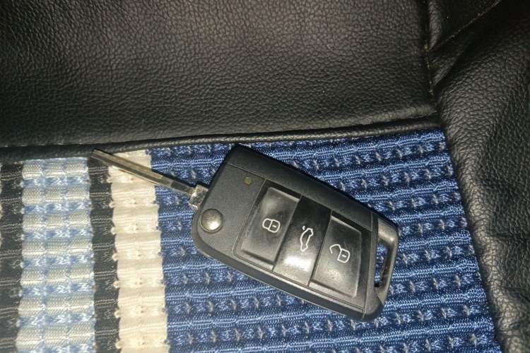 Used Volkswagen Lavida 2025 New Sharp 1.5L Outstanding New Edition Vehicle Key