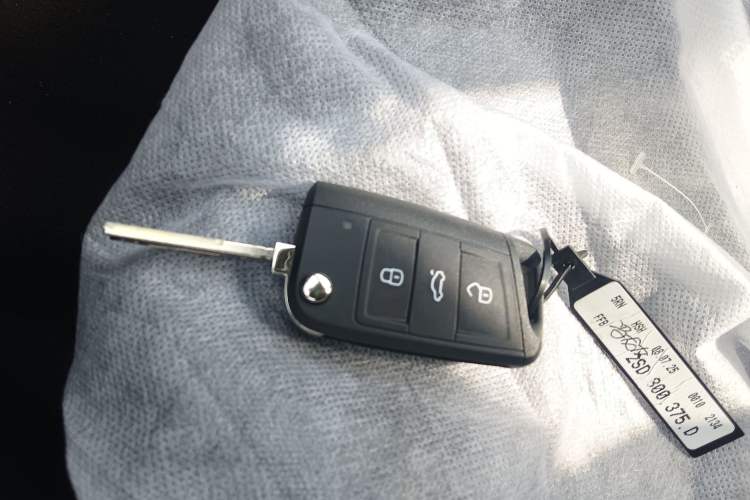 Used Volkswagen Lavida 2025 New Sharp 1.5L Outstanding New Edition Vehicle Key