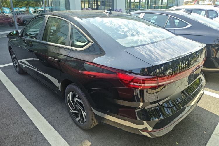 Used Volkswagen Lavida 2026 Pro 1.5L Six Million Edition Rear Left 45 Deg