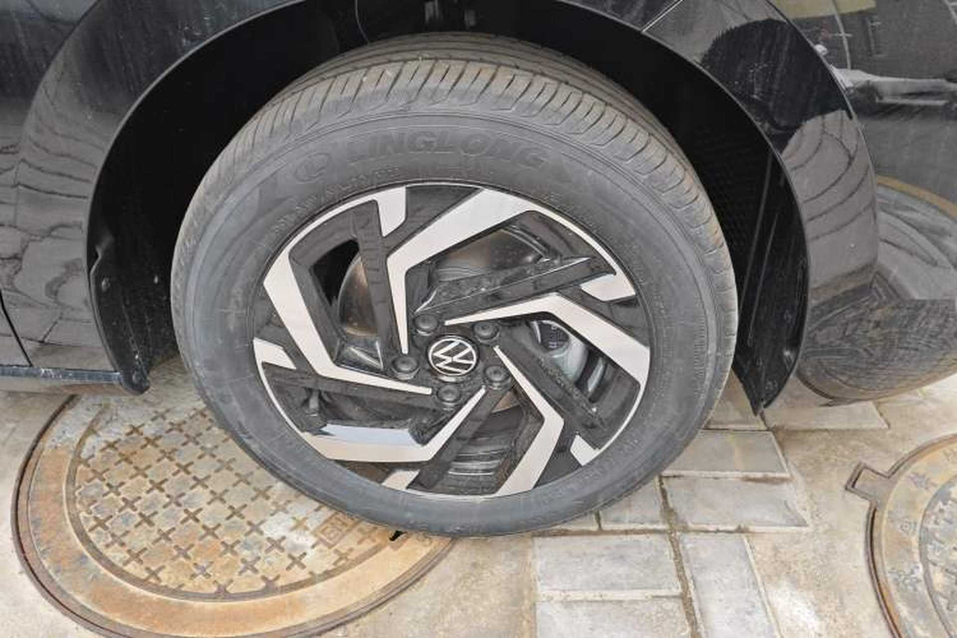 Used Volkswagen Lavida 2026 Pro 1.5L Six Million Edition Right Front Wheel Hub