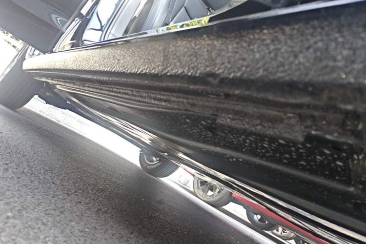 Used Volkswagen Lavida 2026 Pro 1.5L Six Million Edition Right Side Sill
