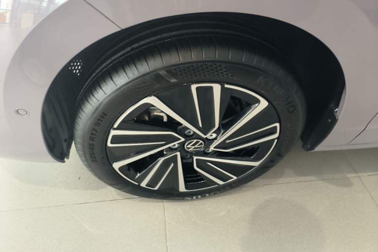 Used Volkswagen Lavida 2026 Pro 300TSI Starry Zhi Yi Edition Left Front Wheel Hub