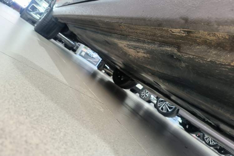 Used Volkswagen Lavida 2026 Pro 300TSI Starry Zhi Yi Edition Right Side Sill