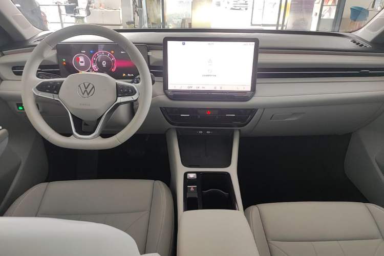 Used Volkswagen Lavida 2026 Pro 300TSI Starry Zhi Yi Edition Center Console