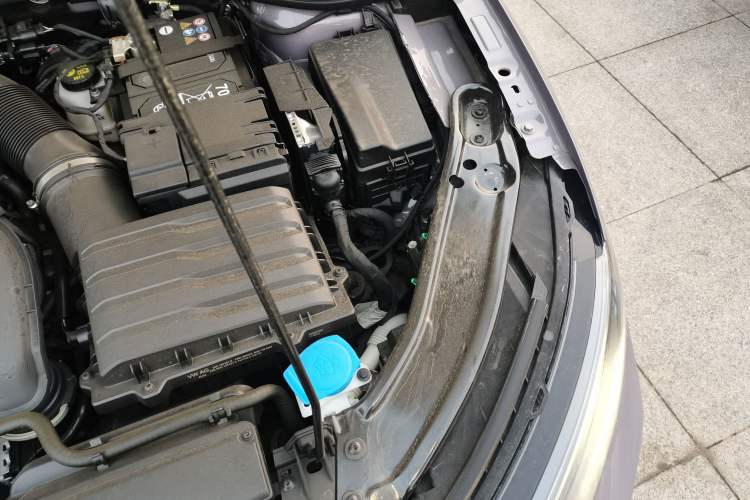 Used Volkswagen Lavida 2026 Pro 300TSI Starry Zhi Yi Edition Engine Bay Left