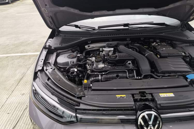 Used Volkswagen Lavida 2026 Pro 300TSI Zhi Yi Edition Engine Bay Right