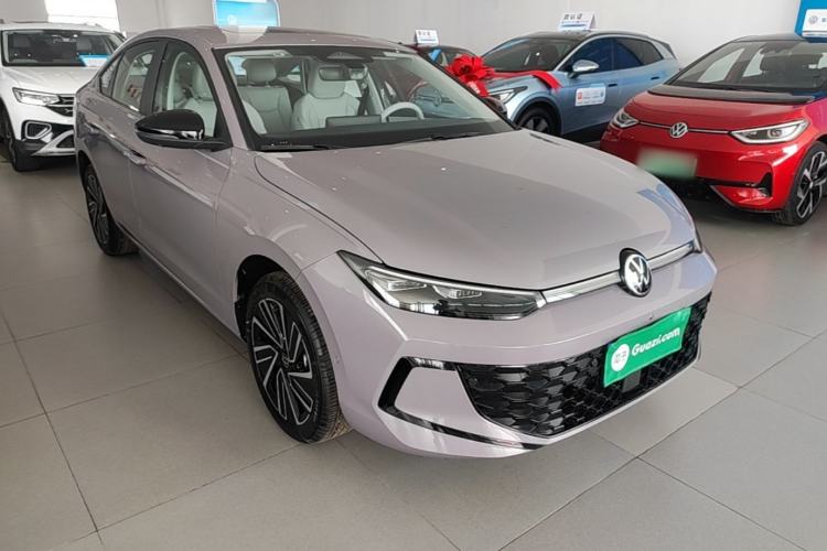 Used Volkswagen Lavida 2026 Pro 300TSI Starry Zhi Yi Edition Front Right 45 Deg