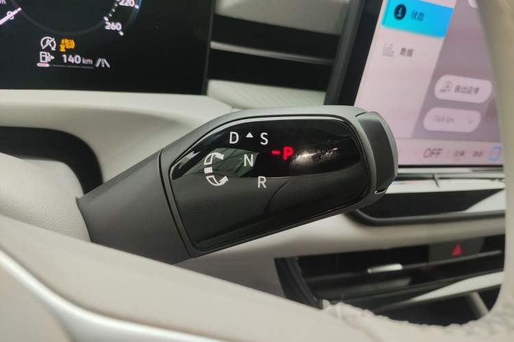Used Volkswagen Lavida 2026 Pro 300TSI Zhi Yi Edition Gear Lever
