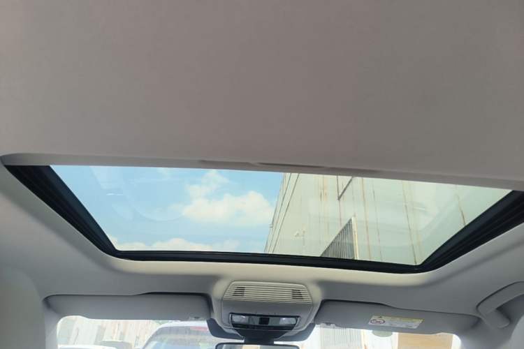 Used Volkswagen Lavida 2026 Pro 300TSI Starry Zhi Yi Edition Headliner