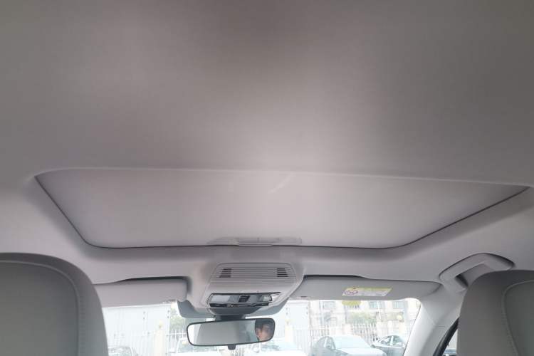 Used Volkswagen Lavida 2026 Pro 300TSI Zhi Yi Edition Headliner