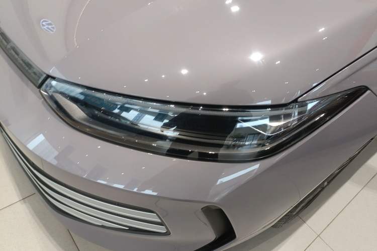 Used Volkswagen Lavida 2026 Pro 300TSI Zhi Yi Edition Left Front Headlight
