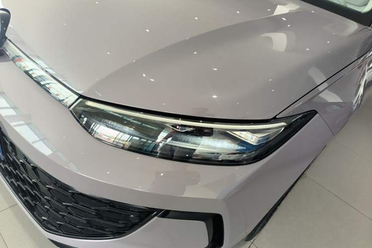 Used Volkswagen Lavida 2026 Pro 300TSI Starry Zhi Yi Edition Left Front Headlight