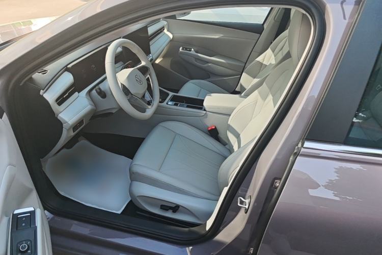 Used Volkswagen Lavida 2026 Pro 300TSI Starry Zhi Yi Edition Left Front Seat