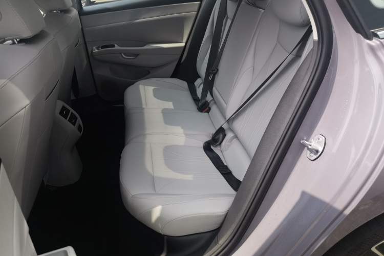 Used Volkswagen Lavida 2026 Pro 300TSI Zhi Yi Edition Left Rear Seat
