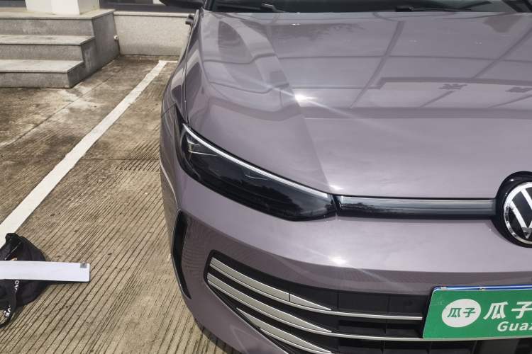 Used Volkswagen Lavida 2026 Pro 300TSI Zhi Yi Edition Right Front Headlight