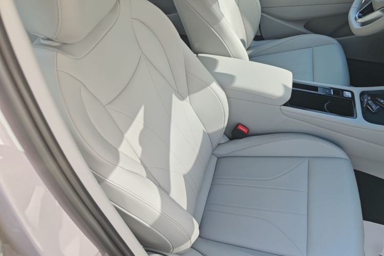 Used Volkswagen Lavida 2026 Pro 300TSI Starry Zhi Yi Edition Right Front Seat