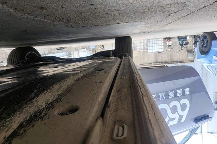 Used Volkswagen Lavida 2026 Pro 300TSI Starry Zhi Yi Edition Right Side Sill