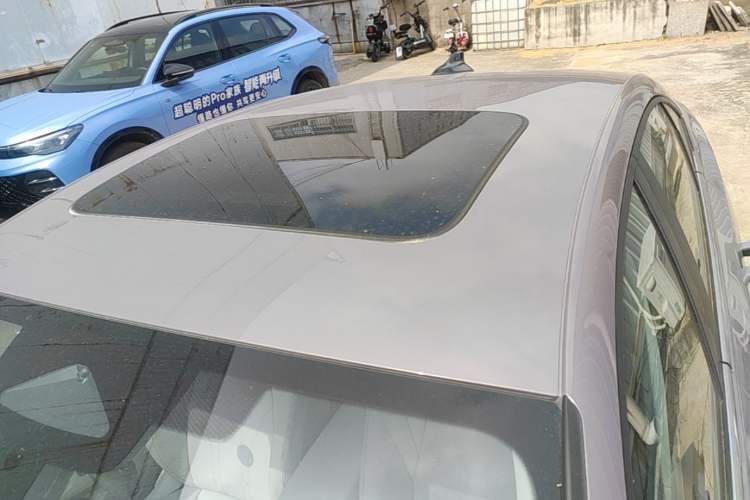 Used Volkswagen Lavida 2026 Pro 300TSI Starry Zhi Yi Edition Roof