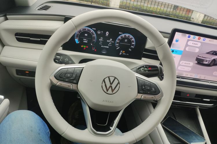 Used Volkswagen Lavida 2026 Pro 300TSI Zhi Yi Edition Steering Wheel