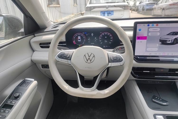 Used Volkswagen Lavida 2026 Pro 300TSI Starry Zhi Yi Edition Steering Wheel