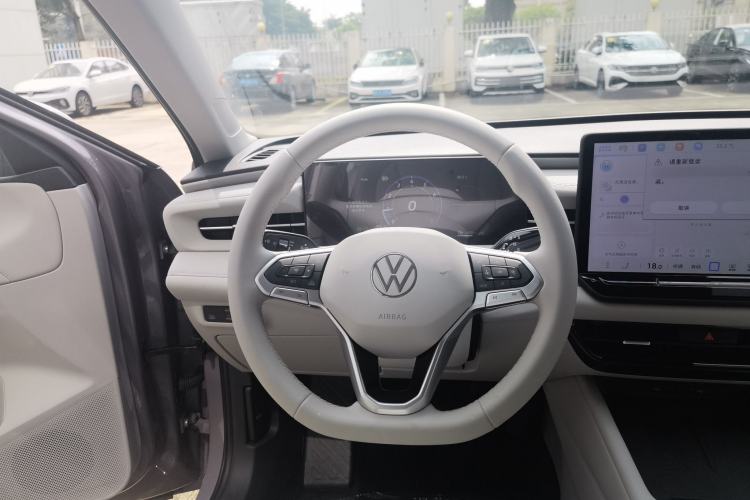 Used Volkswagen Lavida 2026 Pro 300TSI Zhi Yi Edition Steering Wheel