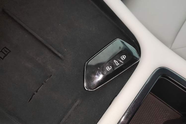 Used Volkswagen Lavida 2026 Pro 300TSI Starry Zhi Yi Edition Vehicle Key