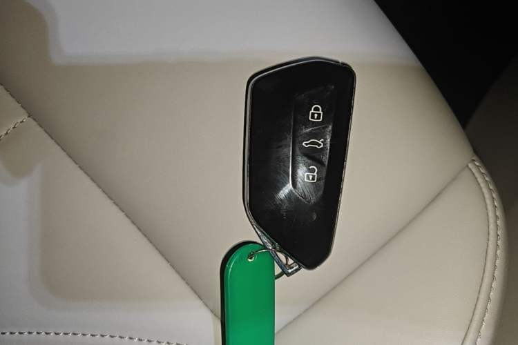 Used Volkswagen Lavida 2026 Pro 300TSI Starry Zhi Yi Edition Vehicle Key