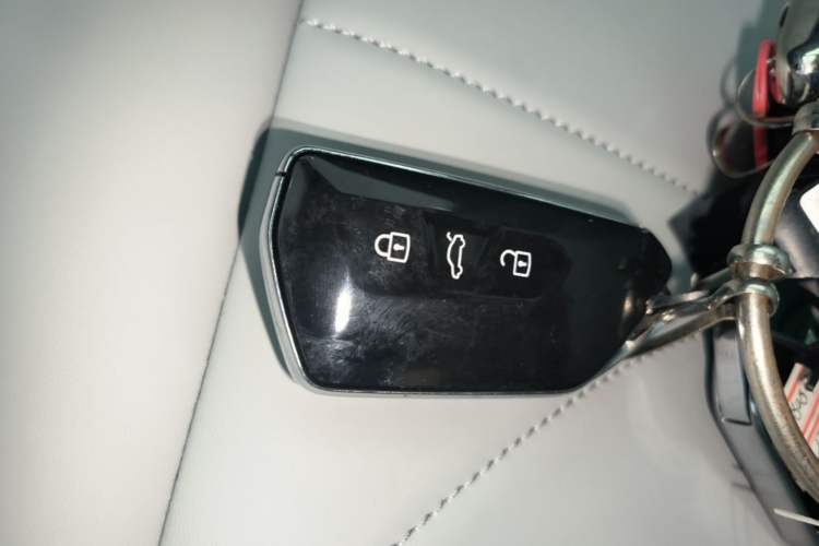 Used Volkswagen Lavida 2026 Pro 300TSI Starry Zhi Yi Edition Vehicle Key