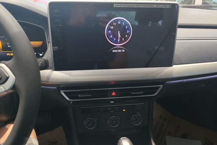 Used Volkswagen Lavida 2026 1.5L Automatic Starry Five-Million Edition Audio And AC Panel