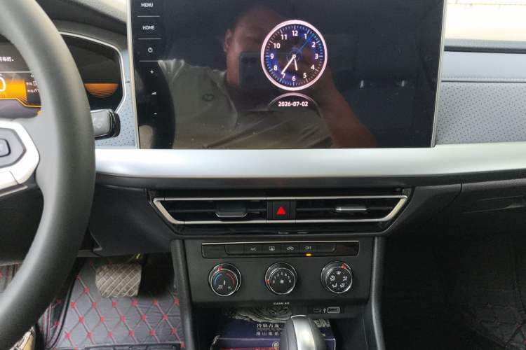 Used Volkswagen Lavida 2026 1.5L Automatic Five-Million Edition Audio And AC Panel